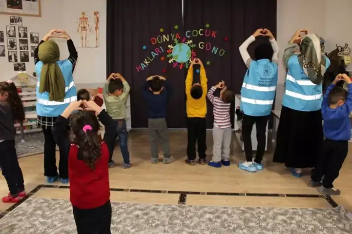 Çocuk Hakları Günü Kutlaması: Oyunlarla Öğrenme