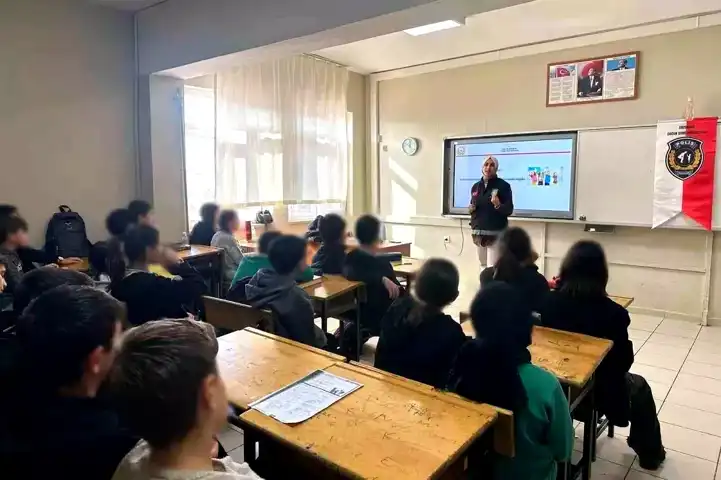 Erzincan'da Çocuklara Suçtan Korunma Eğitimi