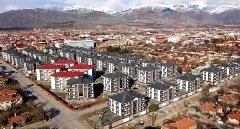 Erzincan'da Aralık 2024 Konut Satışları: 831