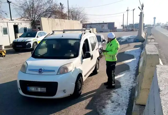 Erzincan'da Yarıyıl Tatil Dönüşü Trafik Denetimi