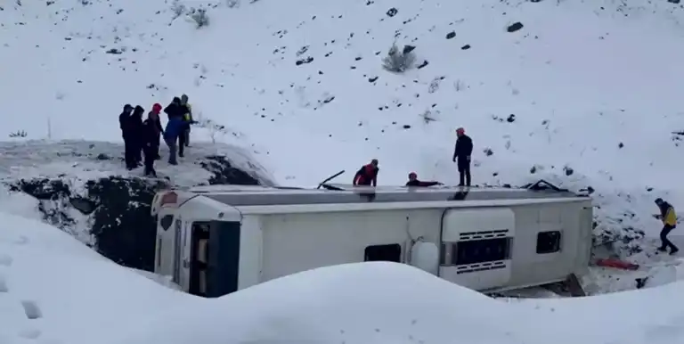 Erzincan'da Otobüs Kazası: Çok Sayıda Yaralı